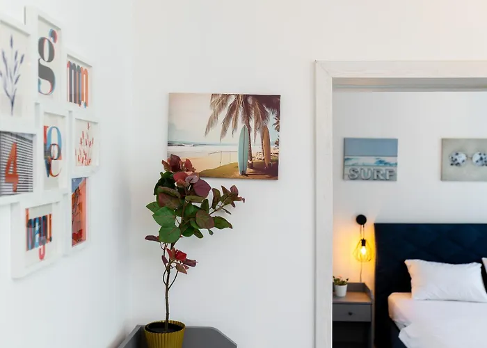 Magnolia Apartment Hotel-Greentop
